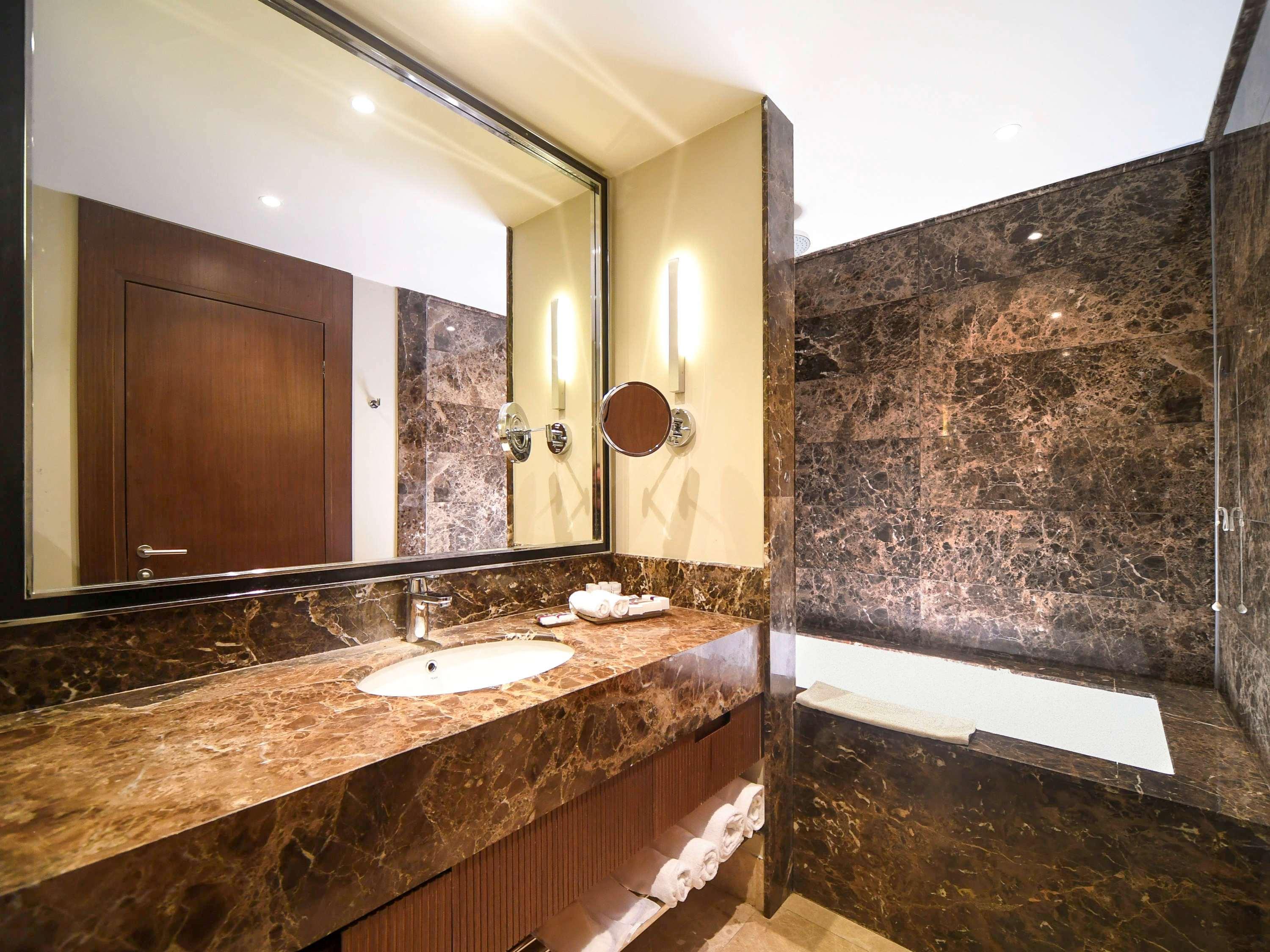 Mercure Istanbul West Hotel & Convention Center Exteriér fotografie