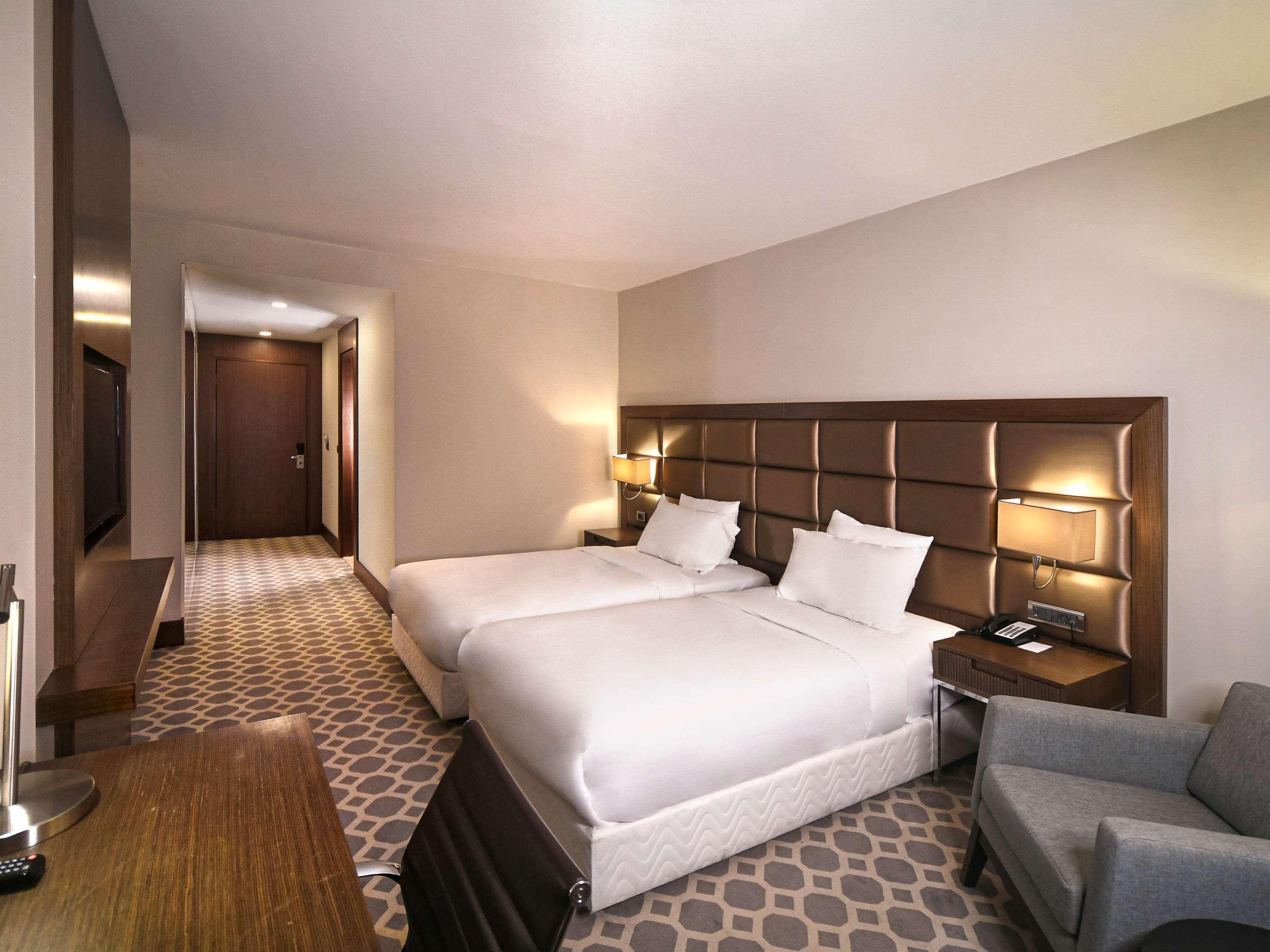 Mercure Istanbul West Hotel & Convention Center Exteriér fotografie